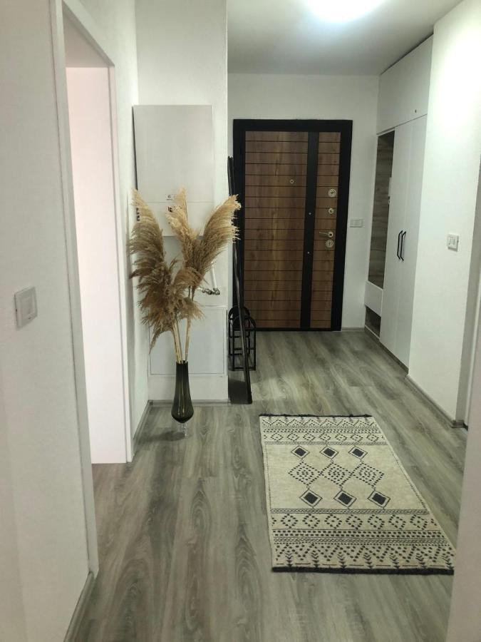 Apartment Prizreni-Free Private Parking Ngoại thất bức ảnh
