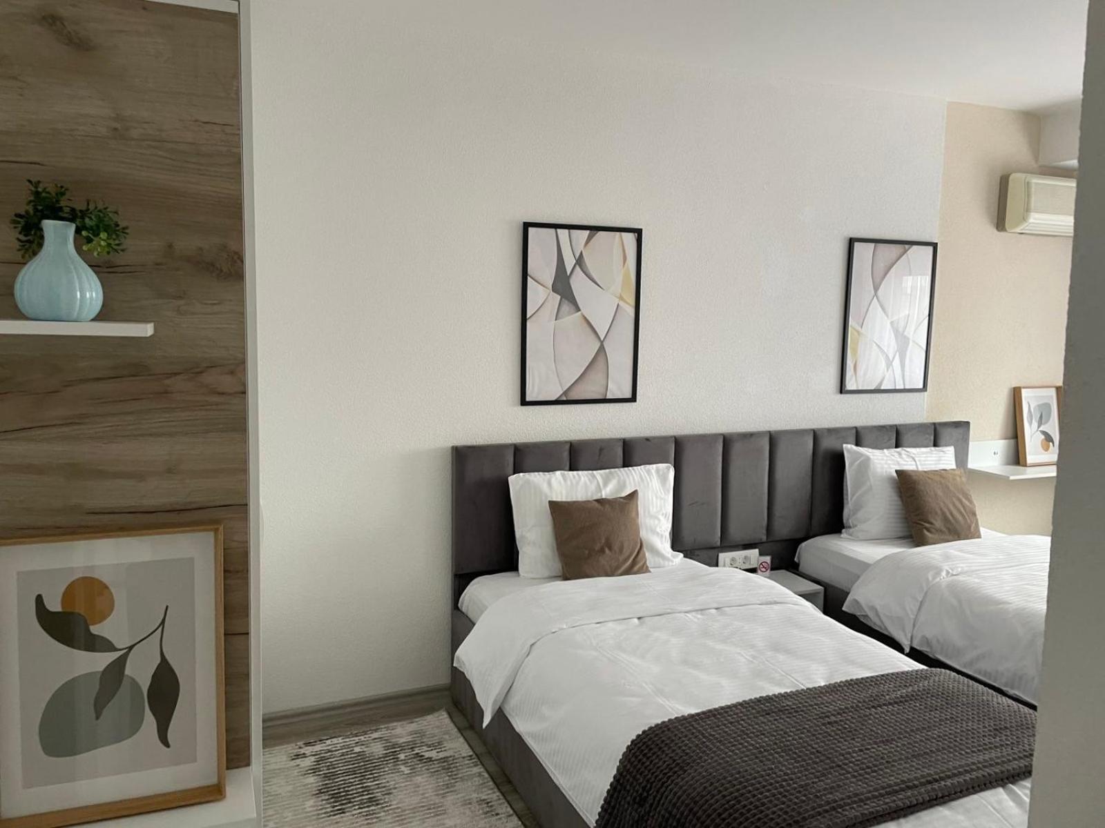 Apartment Prizreni-Free Private Parking Ngoại thất bức ảnh