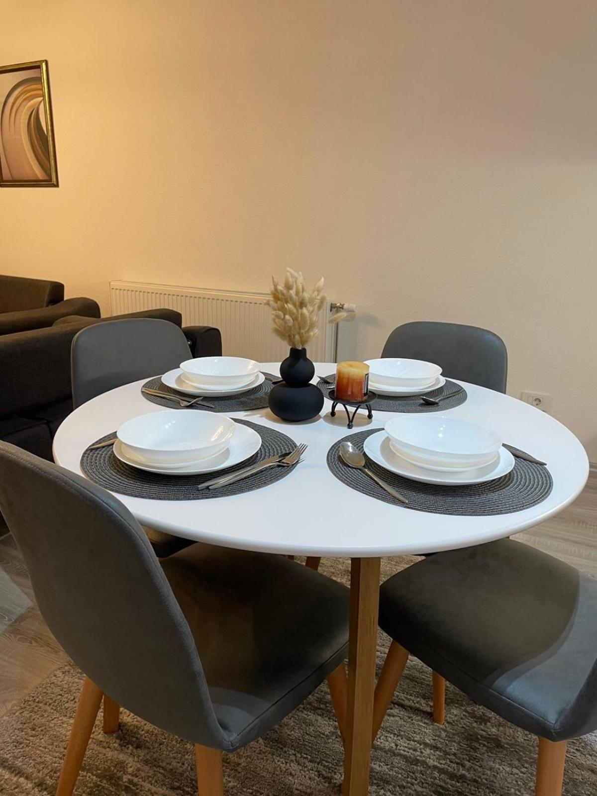 Apartment Prizreni-Free Private Parking Ngoại thất bức ảnh