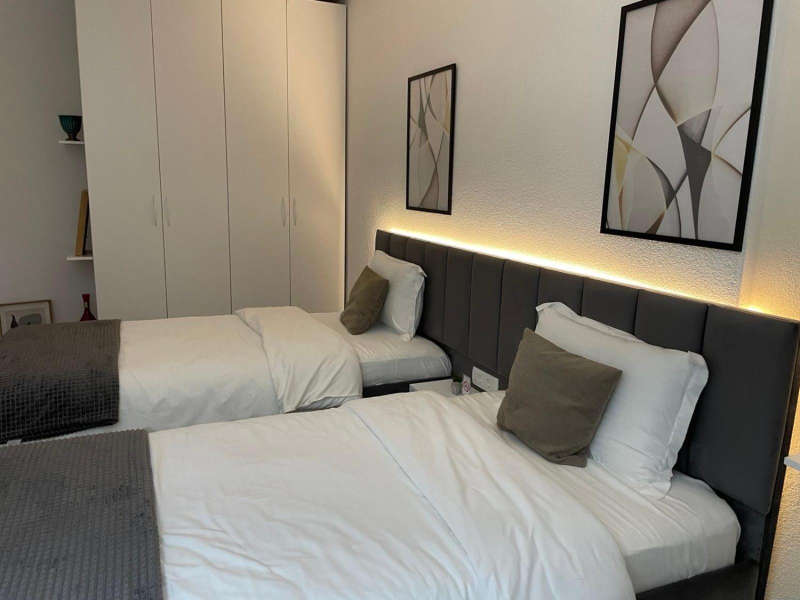 Apartment Prizreni-Free Private Parking Ngoại thất bức ảnh